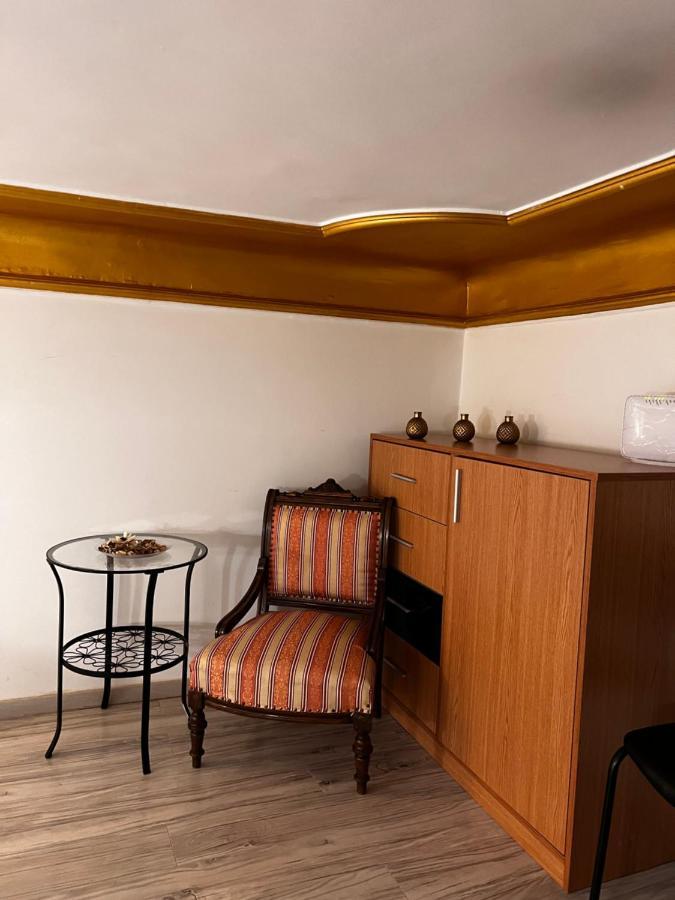 Walkway Apartment Deluxe Budapest Exterior photo