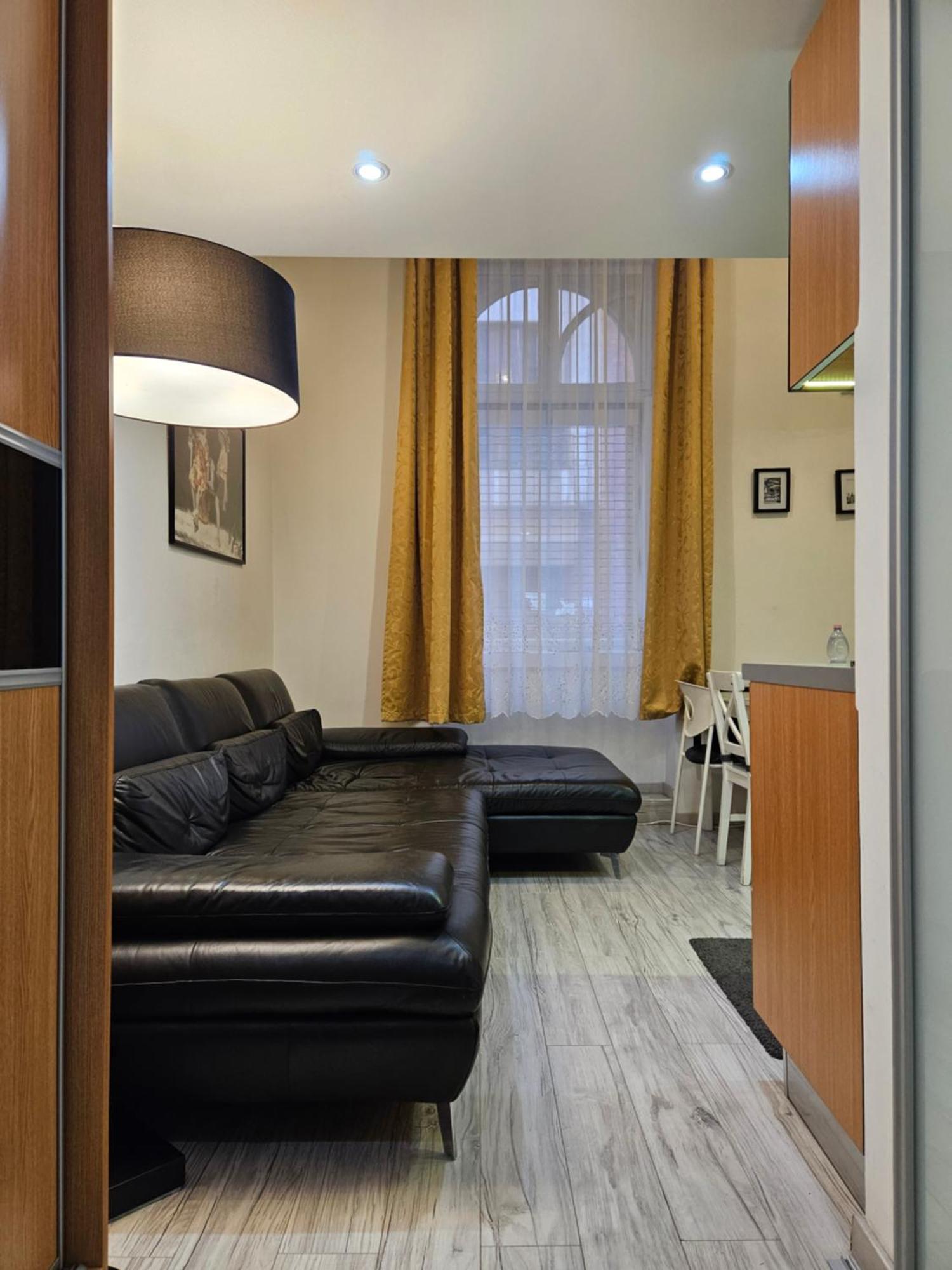 Walkway Apartment Deluxe Budapest Exterior photo
